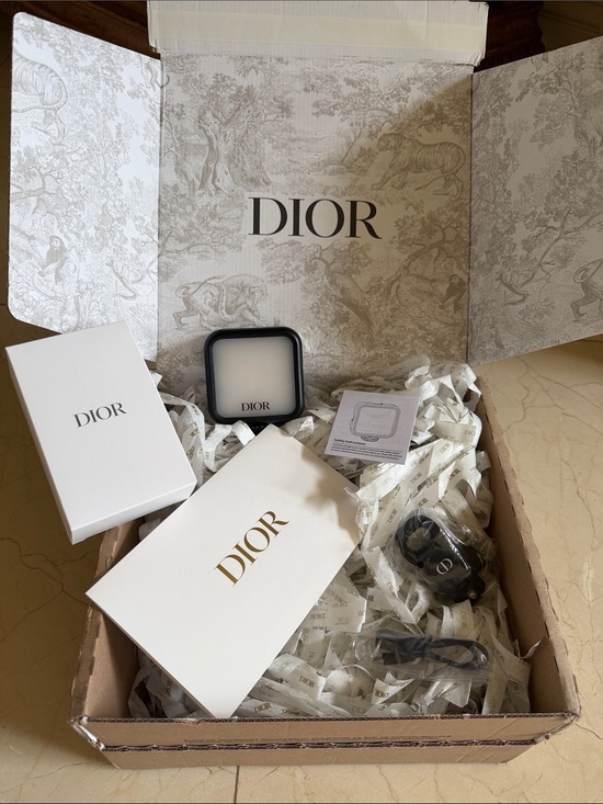 Dior Other - Dior Phone Light selfie light Black and Cream Branded Compact with Accessories